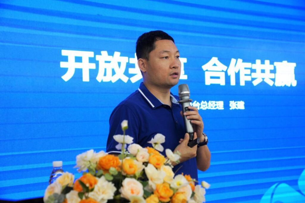 Zhang Jian, General Manager of Topstar Business Center