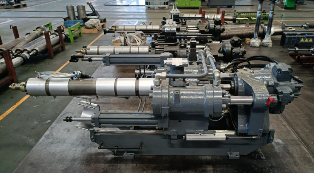 Optimizing the screw, barrel and nozzle design of plastic molding machines
