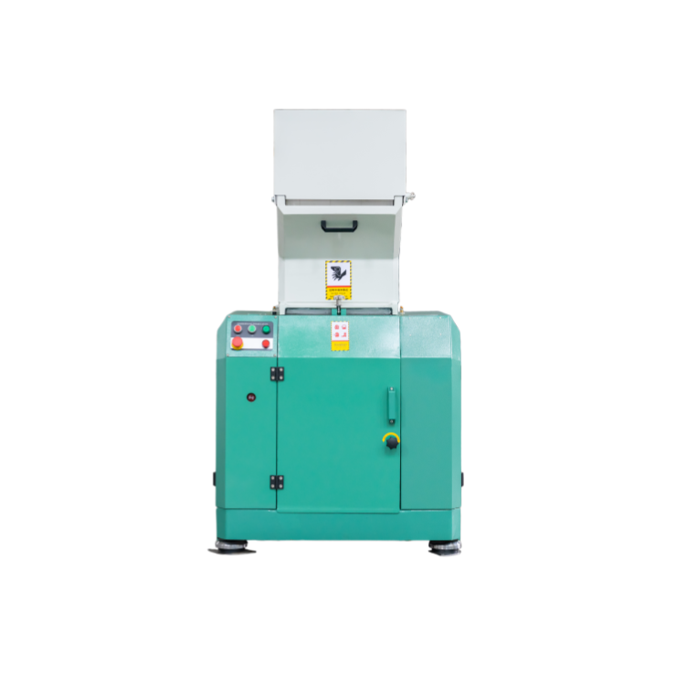 Powerful Sound-Proof Granulator 1